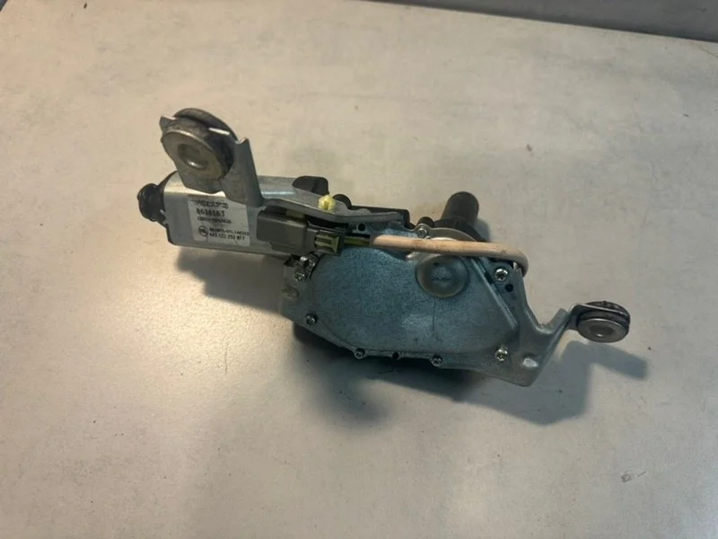 Моторчик стеклоочистителя задний Volvo XC90