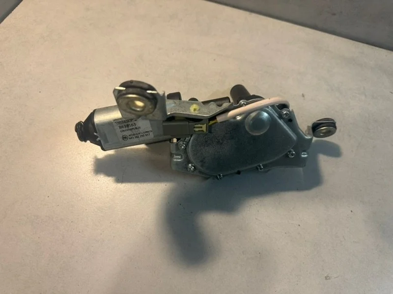 Моторчик стеклоочистителя задний Volvo XC90