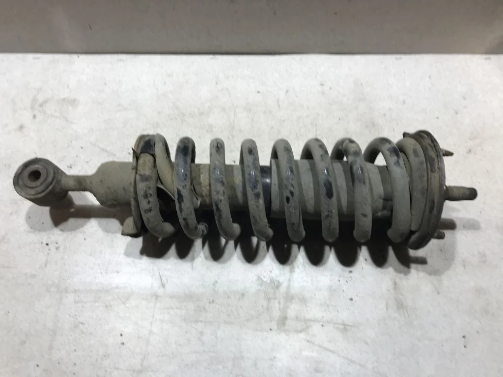 56100EB31D Амортизатор пер. Nissan Pathfinder R51