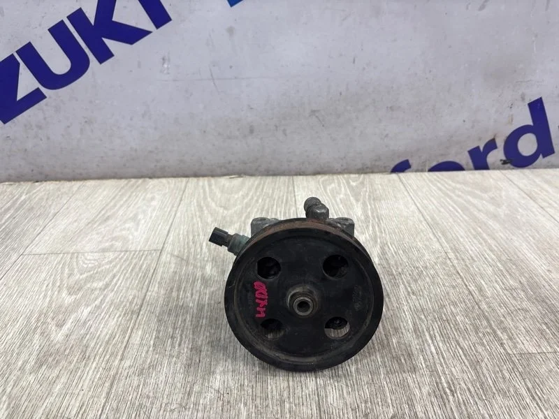 Насос гидроусилителя руля FORD FOCUS 2007