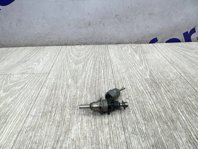 Форсунка топливная MAZDA CX-7 2008