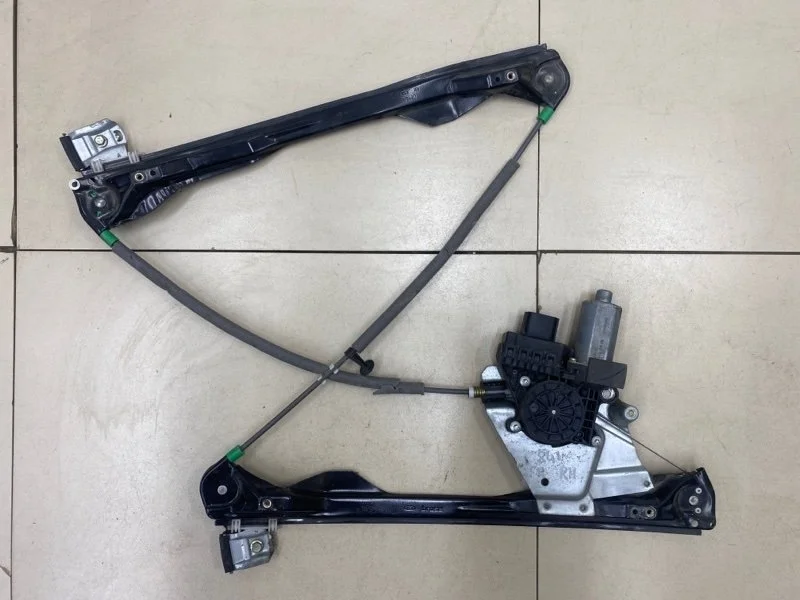 Стеклоподъемник элект. передний правый Ford Focus