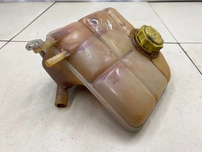 Бачок расширительный Ford Focus 1 ХЭТЧБЕК EYDK 1.8