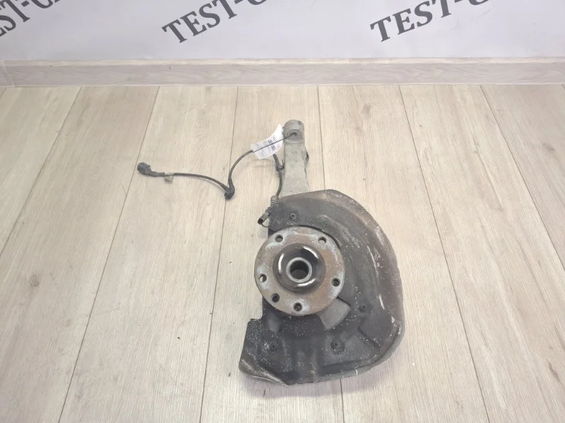 Кулак поворотный со ступицей Porsche Cayenne V8 2011 958 (92A)