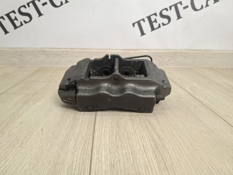 Суппорт тормозной VW Touareg 1 2003-2010 7L