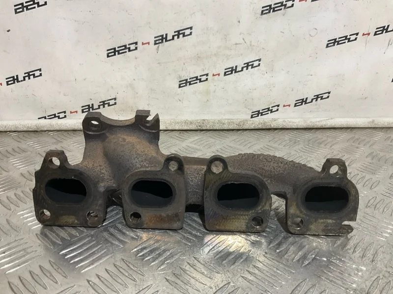 Выпускной коллектор Citroen DS4 2012 V759703180 1 EP6CDTX