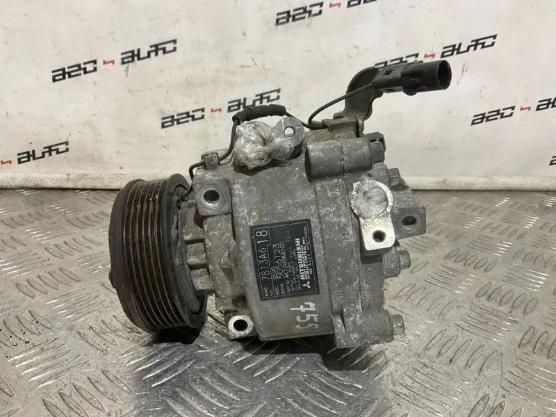 Компрессор кондиционера Mitsubishi Outlander 2013 7813A618 3 4J12