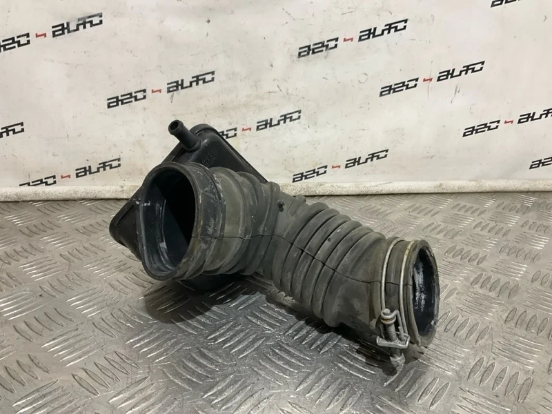 Патрубок воздушного фильтра Mitsubishi Outlander 2014 1505A628 3 4J12