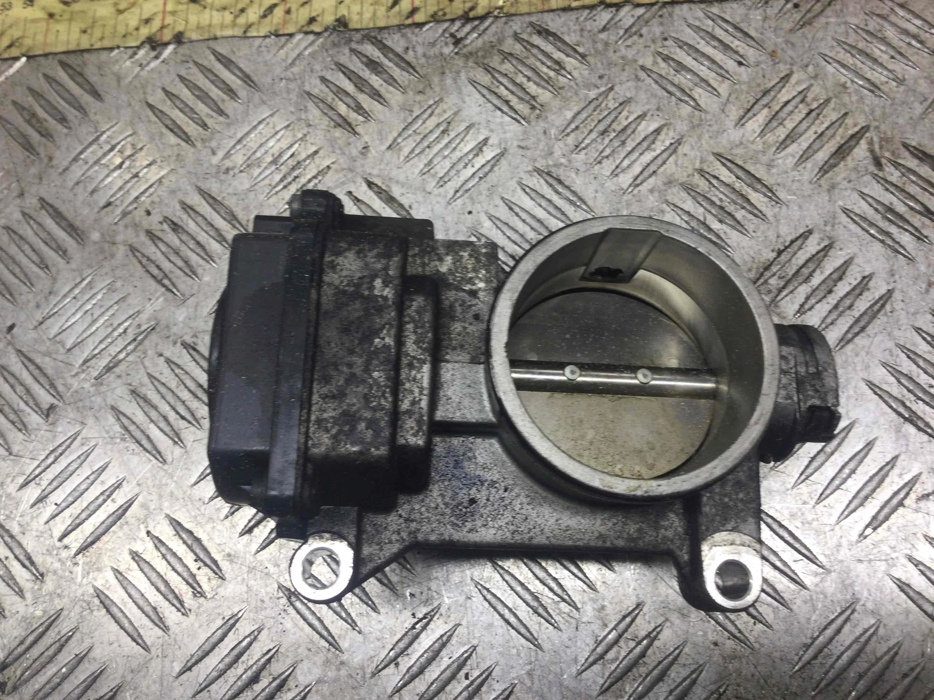 Заслонка дроссельная Renault Scenic 1 поколение [рестайлинг] (1999-2003) бензин 1.8 i Механика Минивэн