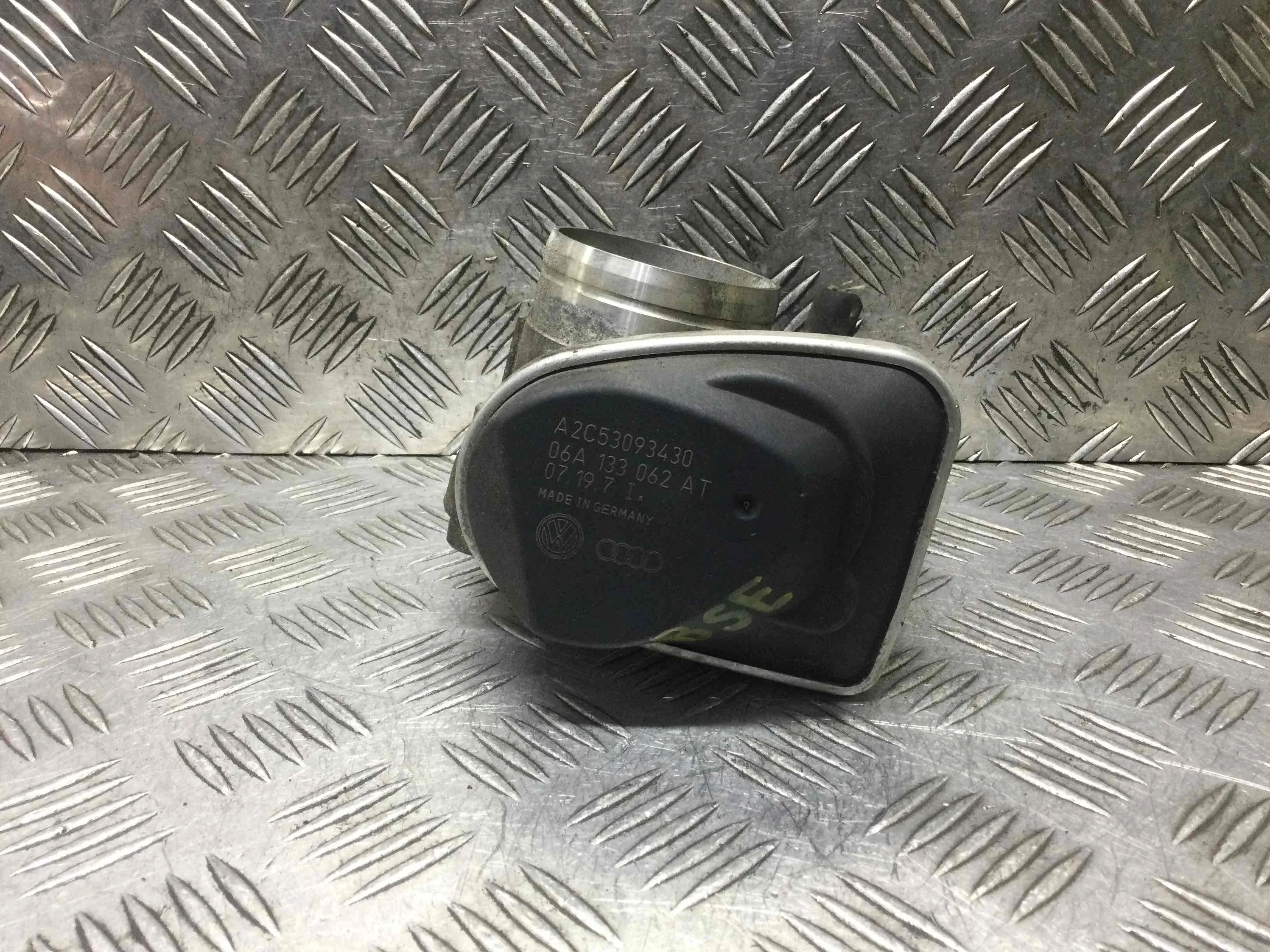 Заслонка дроссельная Volkswagen Touran 1 поколение [рестайлинг] (2006-2010) бензин 1.6 i Механика Минивэн