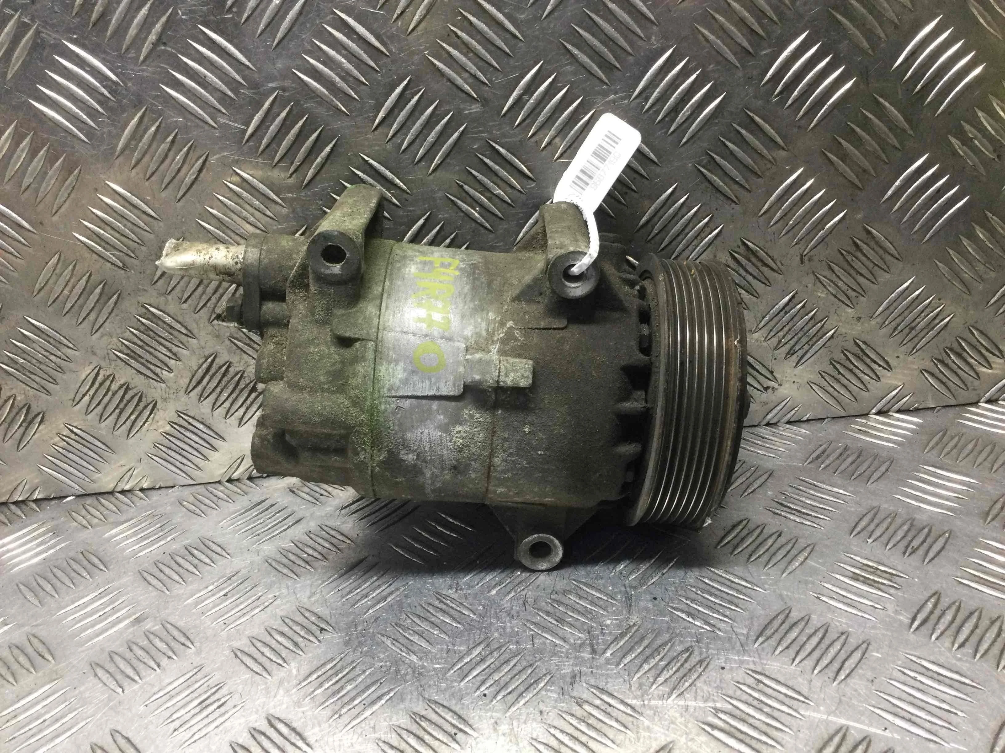 Компрессор кондиционера Renault Scenic 2 поколение (2003-2006) бензин 2.0 i Механика Х/б