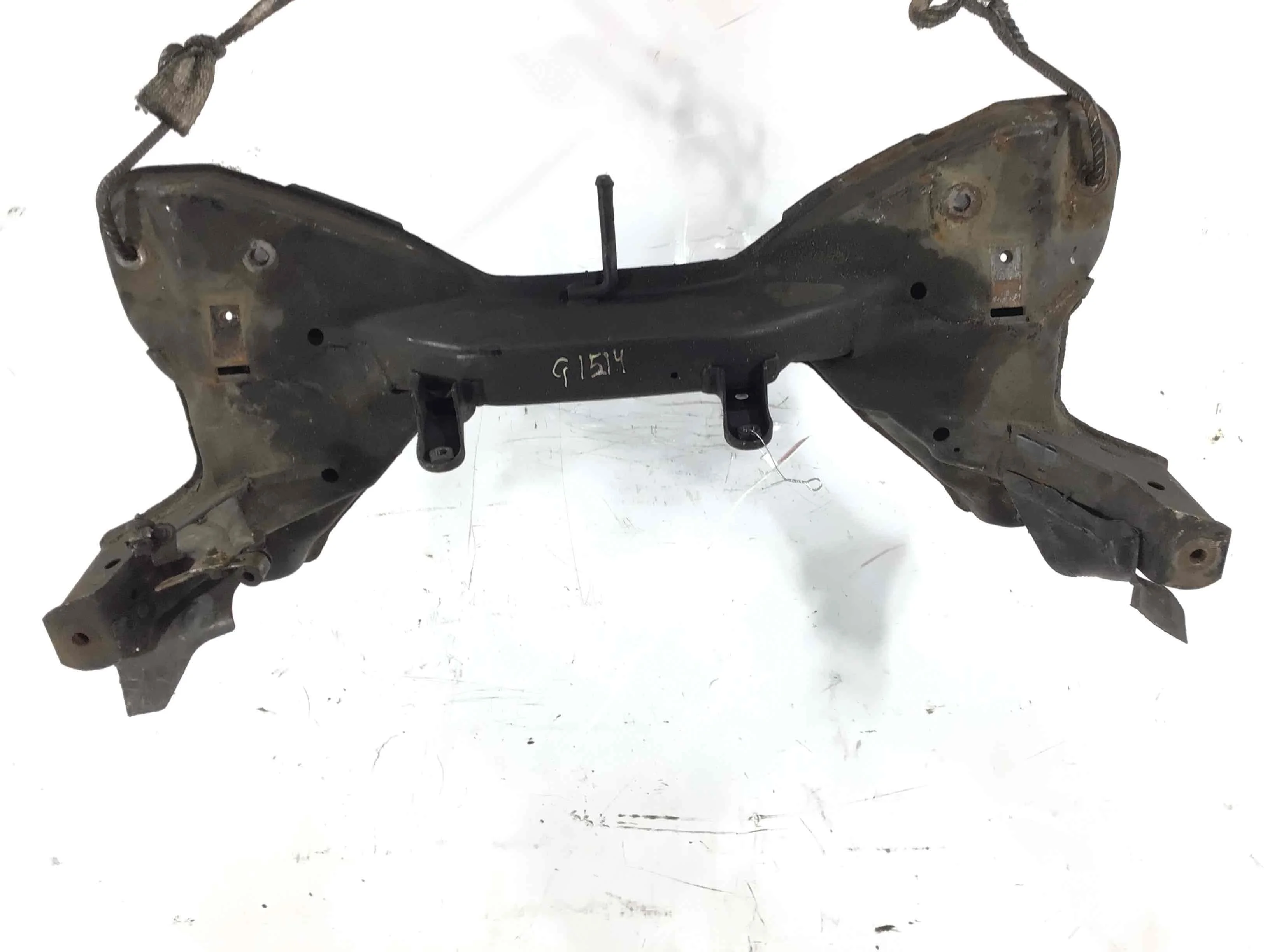 Балка подвески передняя (подрамник) Volvo V40 1 поколение [рестайлинг] (2000-2002) бензин 1.8 i Механика Универсал