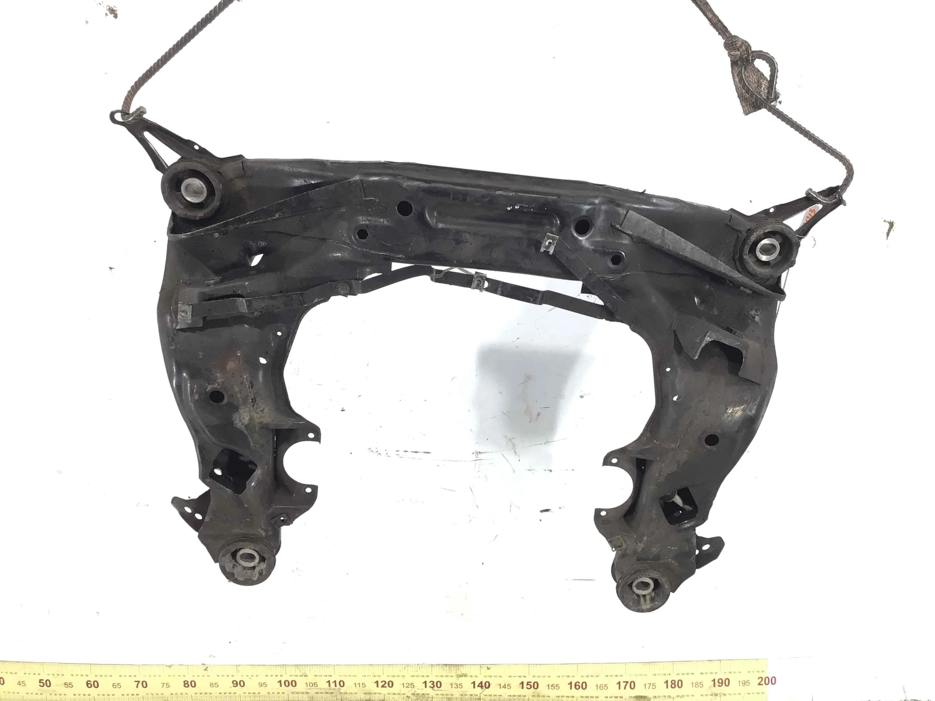 Балка подвески передняя (подрамник) Audi A4 B5 (1994-1999) бензин 1.6 i Автомат Седан