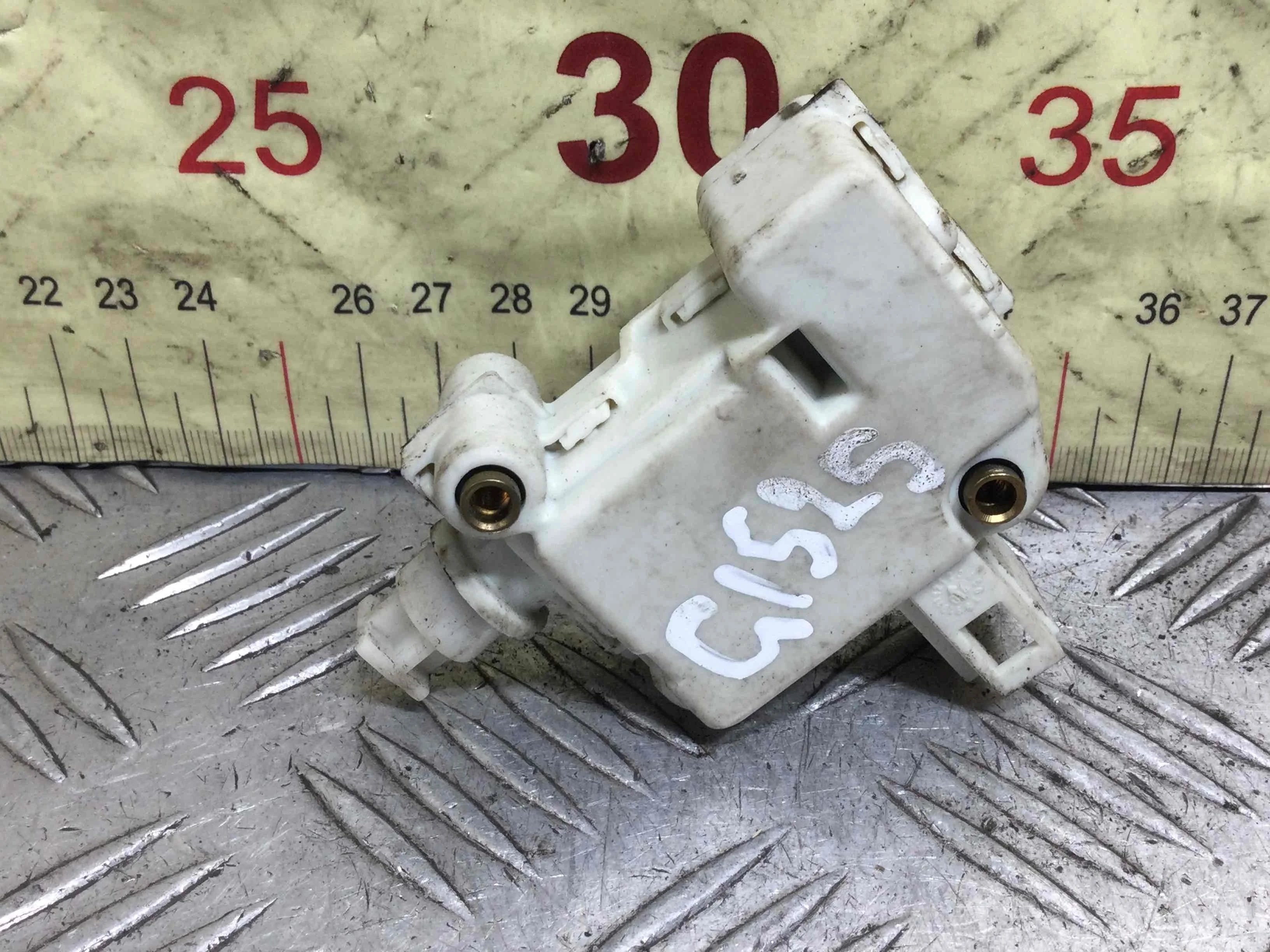 Активатор замка багажника Volkswagen Polo 4 поколение (2001-2005) бензин 1.4 i Механика Х/б