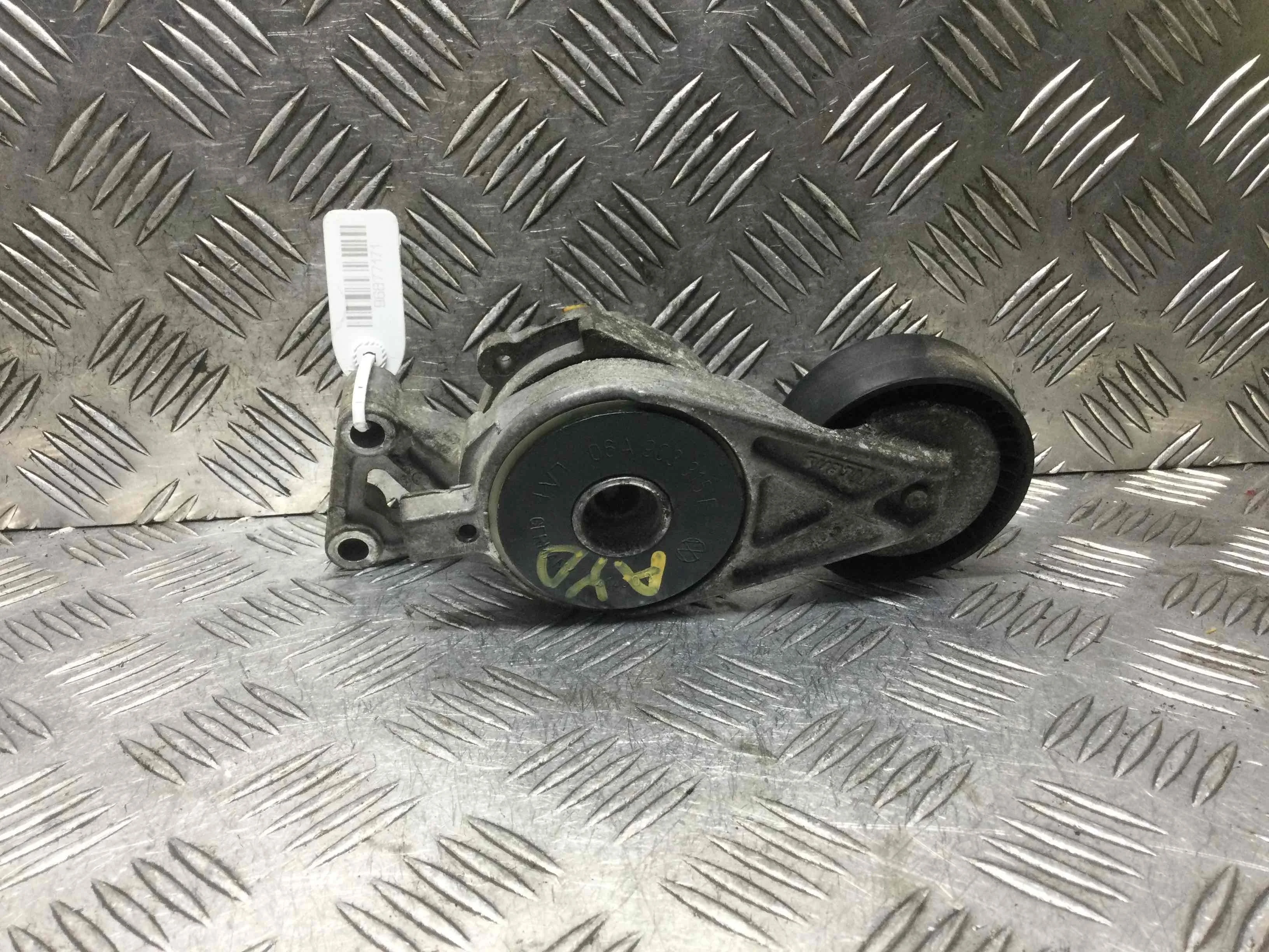 Натяжитель ремня генератора Volkswagen Beetle A4 (1997-2005) бензин 1.6 i Механика Х/б