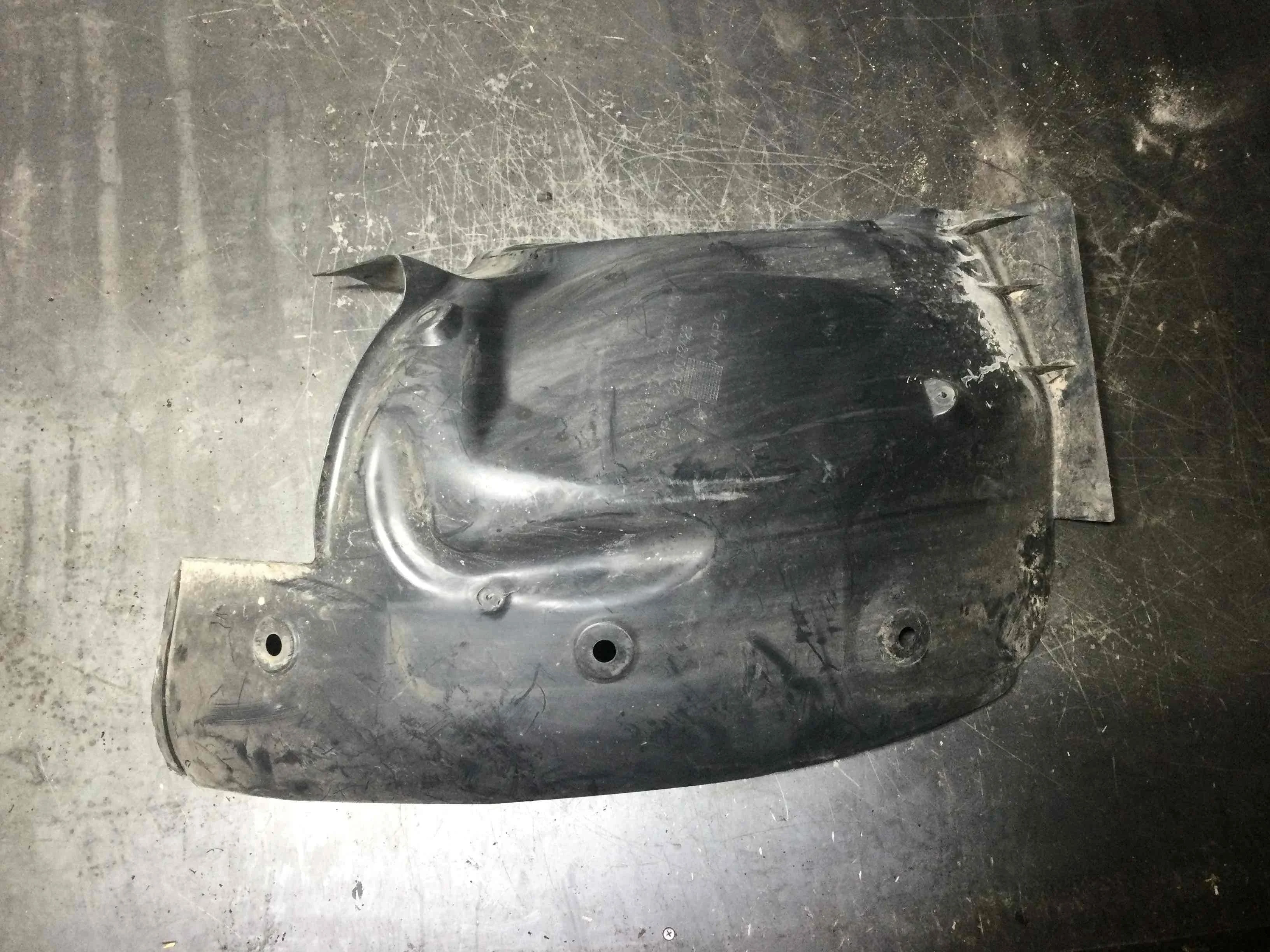 Защита арок передняя левая (подкрылок) Renault Megane 2 поколение (2002-2006) бензин 1.6 i Механика Х/б