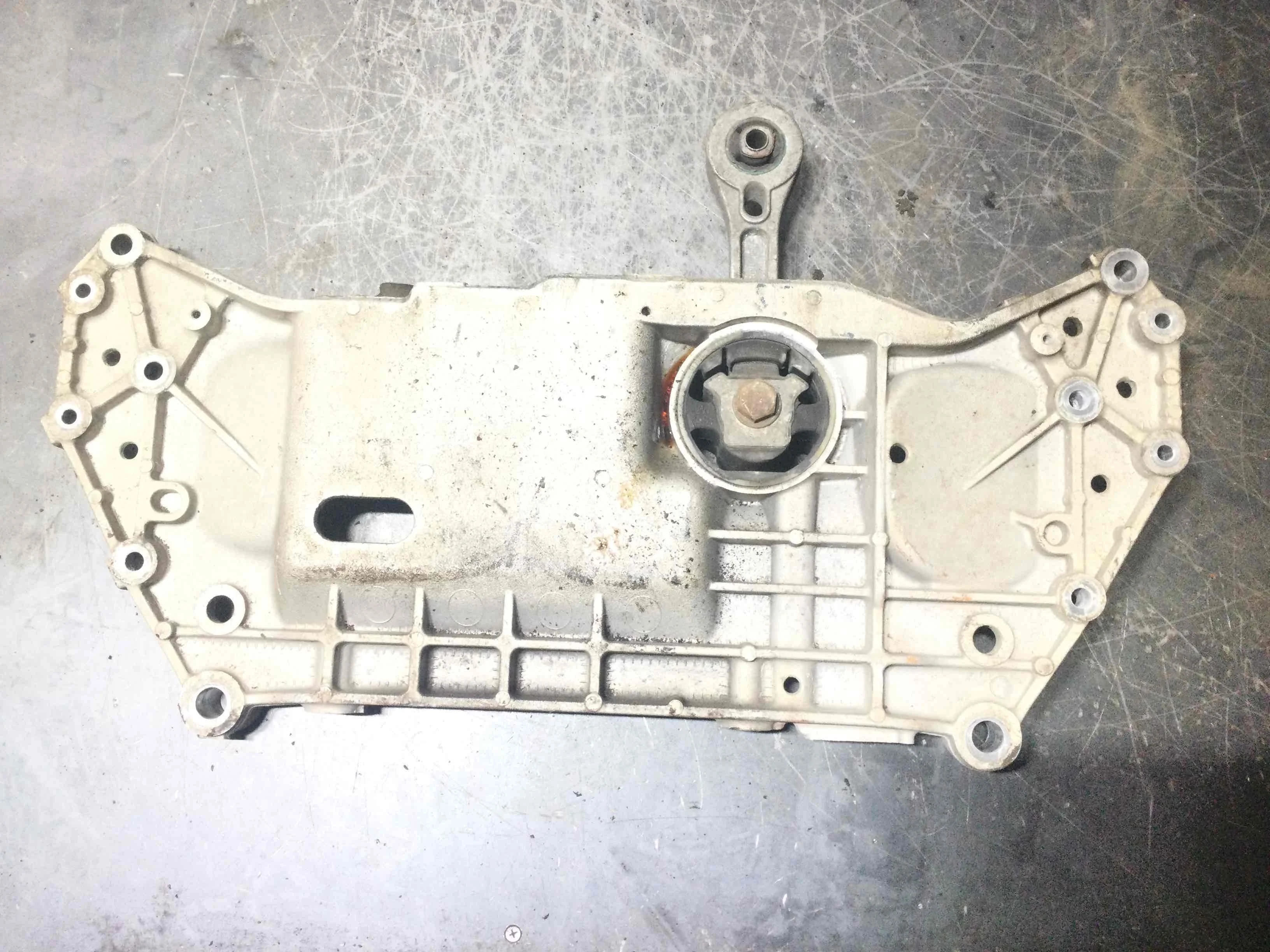 Балка подвески передняя (подрамник) SEAT Altea 1 поколение (2004-2009) бензин 1.6 i Механика Х/б