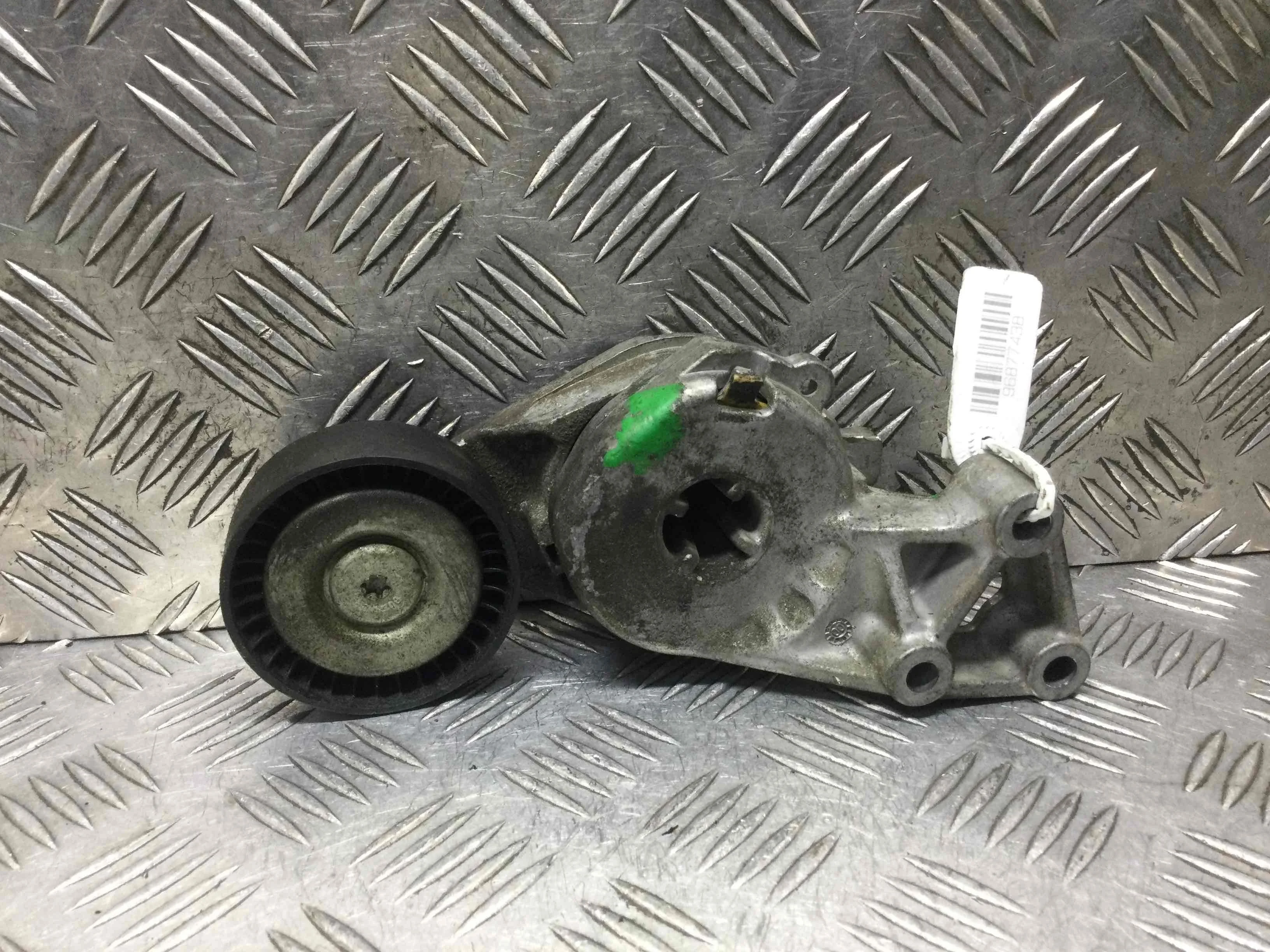 Натяжитель ремня генератора Audi A3 8L (1996-2000) бензин 1.8 i Автомат Х/б