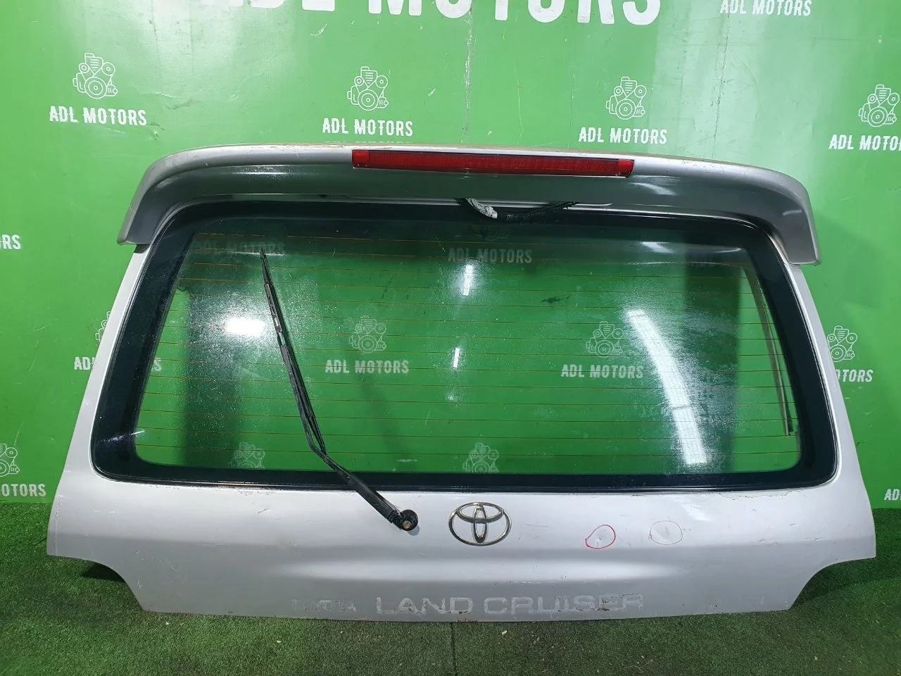 Дверь багажника Toyota Land Cruiser 1998-2007 100