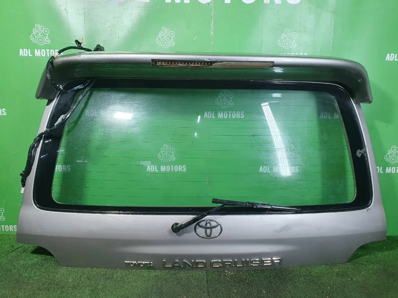 Дверь багажника Toyota Land Cruiser 1998-2007 100