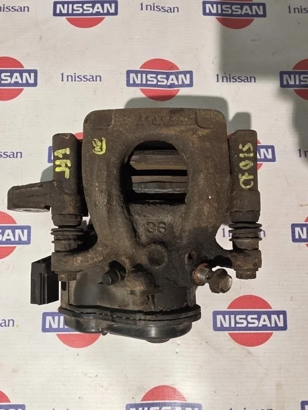 Суппорт тормозной Nissan Qashqai 2015 440014EA0A J11 HRA2, задний правый