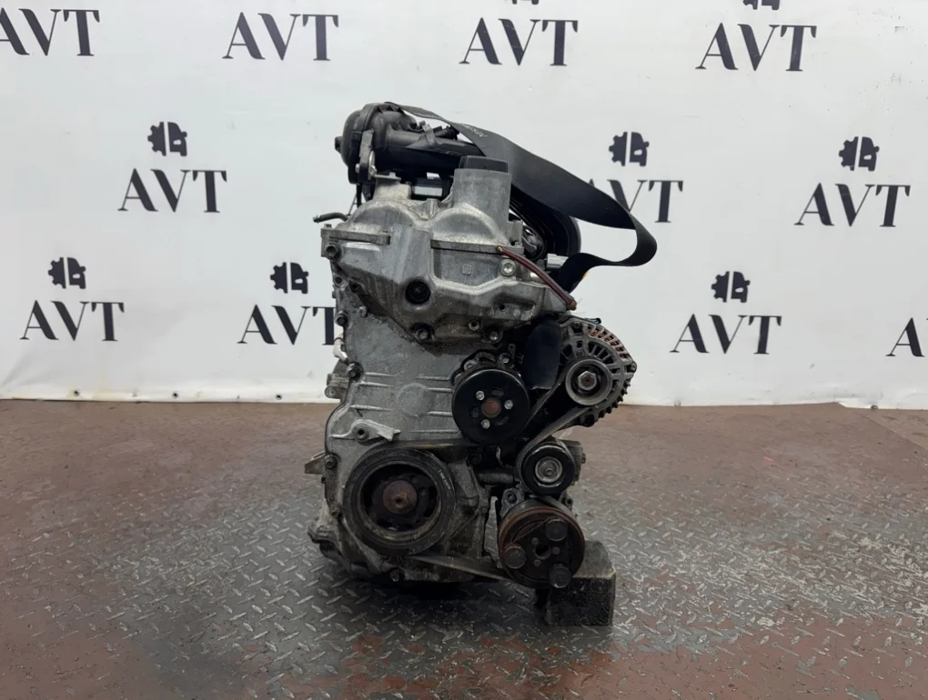 Двигатель Nissan Note HR16DE