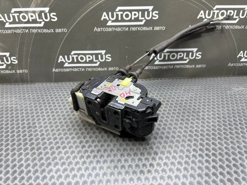 Замок двери Hyundai Elantra 813102H030 СЕДАН HD 1.6 G4FC, передний левый