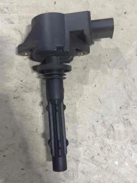 Катушка зажигания Mercedes-Benz W221 рестайлинг (2009—2013) A0001501980
 272