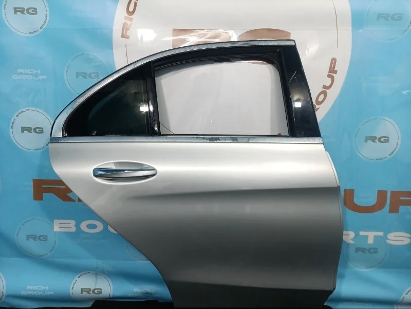 Дверь боковая Mercedes-Benz C-Class 2015 A2057300205 W205 OM 651 DE 22 LA, задняя правая