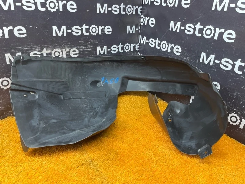 Подкрылок Audi A3 2011 8P0821172G 8P CAXC, передний правый