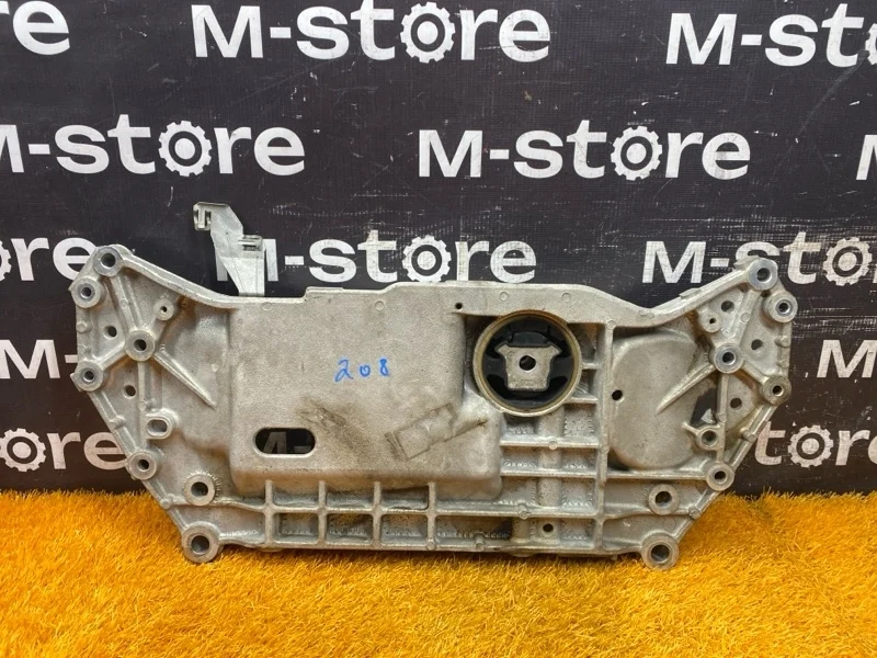 Балка поперечная (подрамник) Audi A3 2007 1K0199369F 8P BWA, передняя