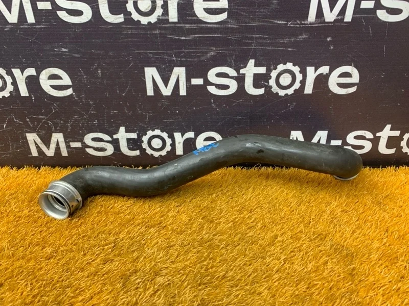 Патрубок радиатора верхний Mercedes-Benz C-Class 2010 A2045012582 W204 271.860