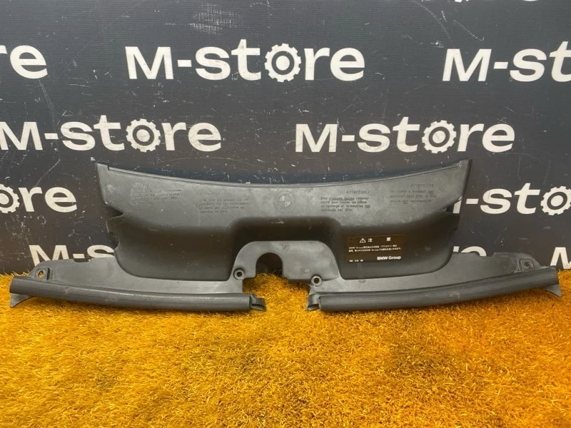 Накладка замка капота Bmw X3 2005 13713402286 E83 M54B25 (256S5)