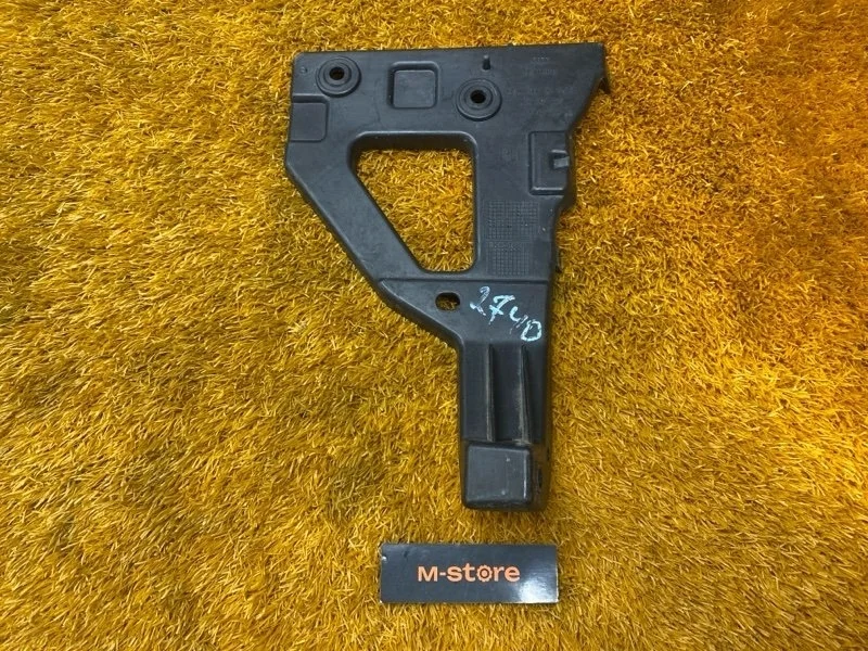 Крепление бампера Audi A6 2009 4F0807228 C6/4F CCEA, переднее правое