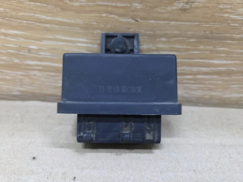 Реле топливного насоса PEUGEOT PARTNER 2010 240107 B9 TU5 NFR