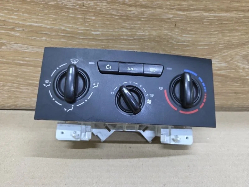 Блок управления печкой PEUGEOT PARTNER 2010 9676532480 B9 TU5 NFR