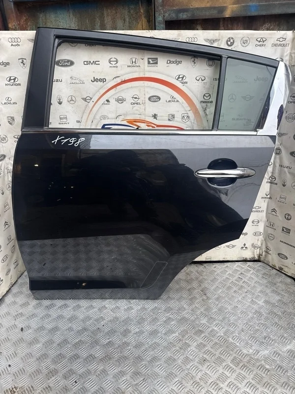 Дверь боковая Kia Sportage 3 2012 770033W000 SUV 2.0 G4KD, задняя левая