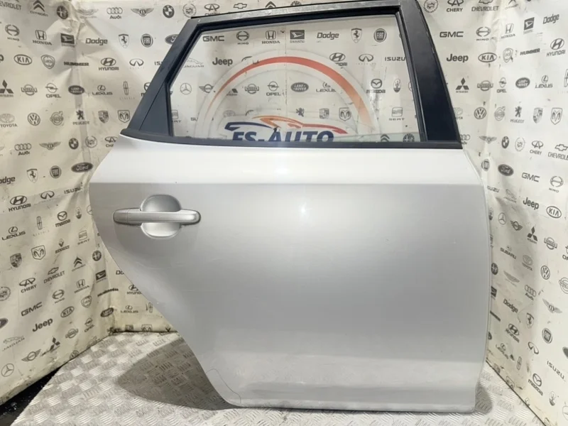 Дверь боковая Kia Ceed 2009 770041H000 ХЕТЧБЕК 1.4 G4FA, задняя правая