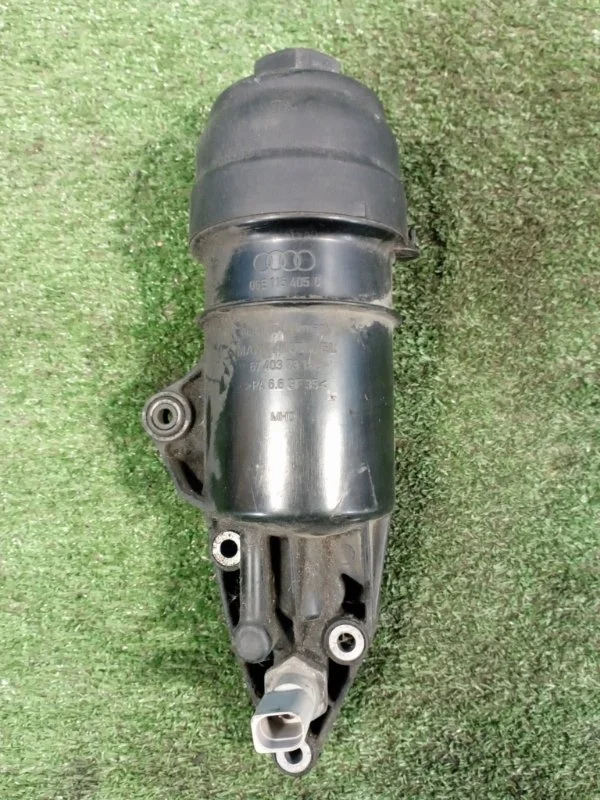 Корпус масляного фильтра Audi A5 8T CALA 2008