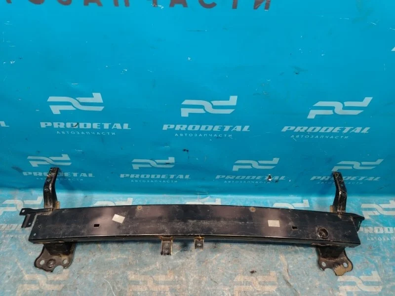 Усилитель бампера передний Hyundai Tucson