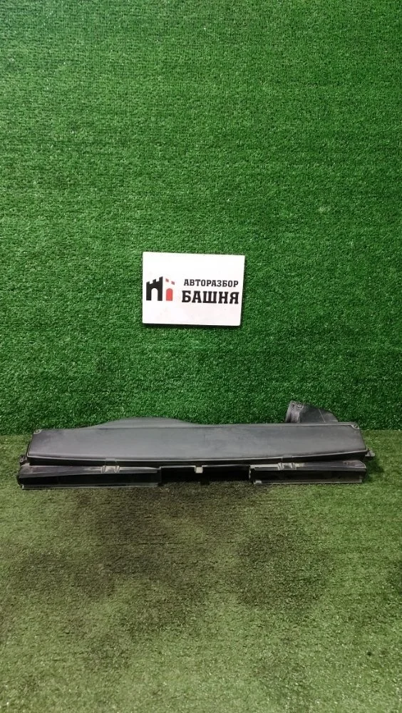 Воздухозаборник Volkswagen Tiguan 2017 5Q0129254B 2 CZDA