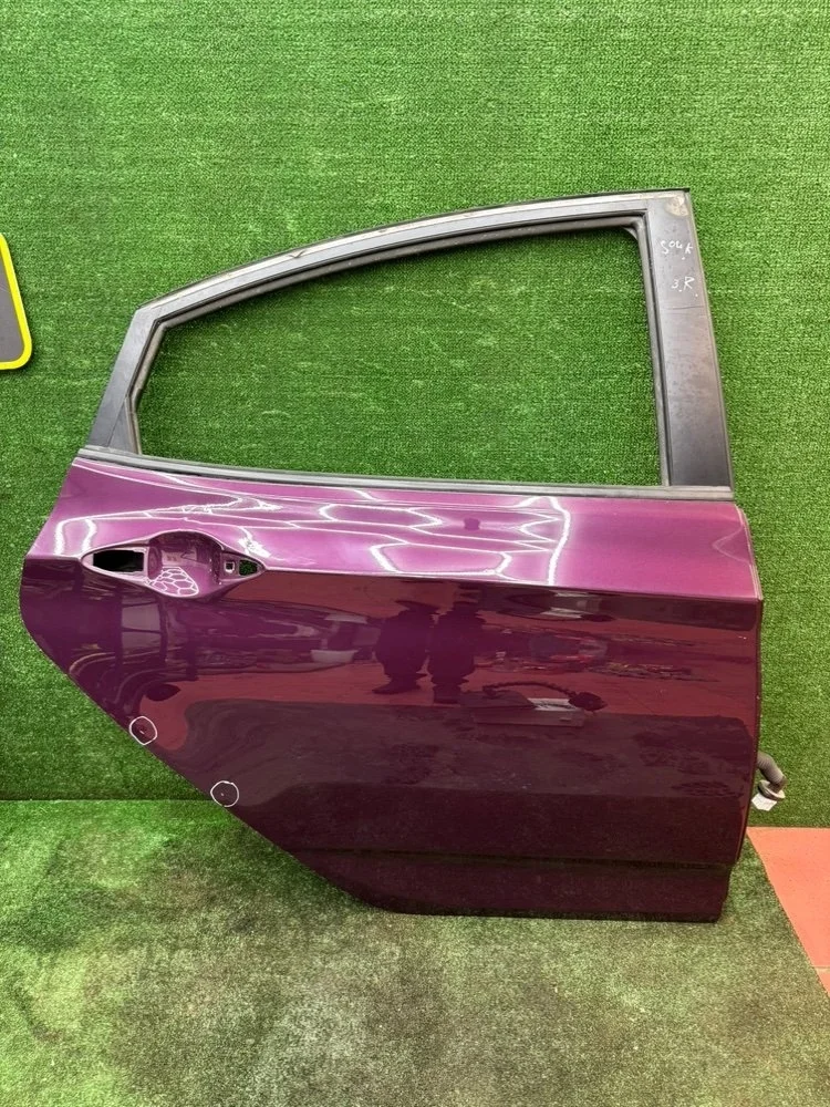 Дверь Hyundai Solaris 2013 770044L000 RB G4FC, задняя правая