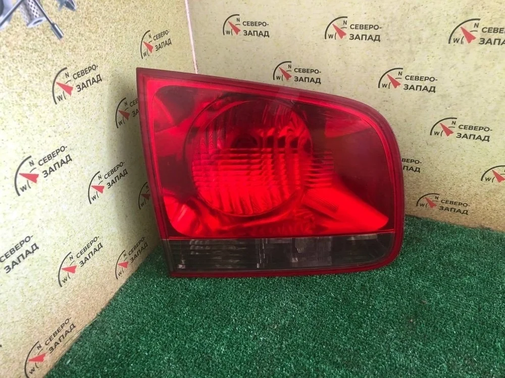 Фонарь внутренний Volkswagen Touareg 2005 7L6945093R GP BPE, задний левый