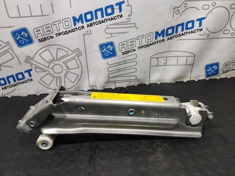 Домкрат Audi A6 4F0011031 4F2 C6 CAJ