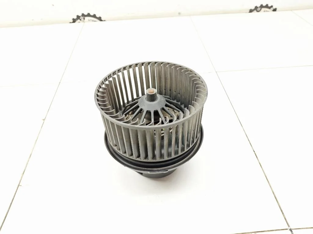 Моторчик печки Ford Kuga 1 2012 C394