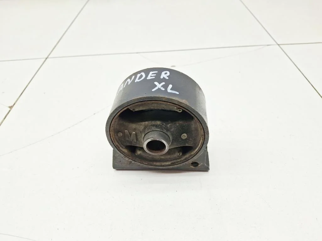 Опора двигателя передняя Mitsubishi Outlander 2 CW