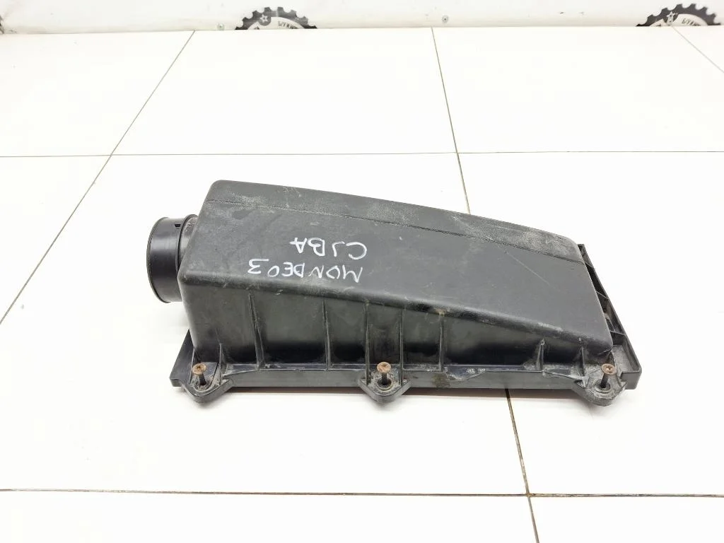 Корпус воздушного фильтра Ford Mondeo 3