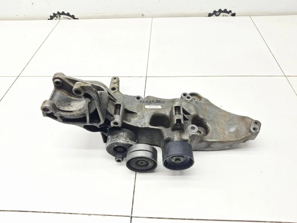 Кронштейн генератора Renault Duster 1 2014