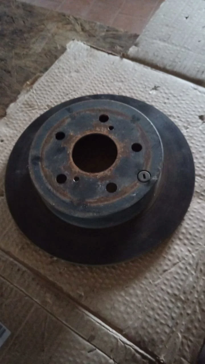 Диск тормозной задний Toyota RAV4 IV (2012—2015)