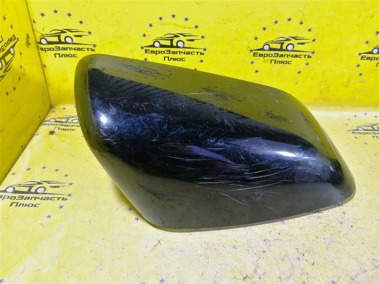 Накладка зеркала Land Rover Discovery 4 LR041886 L319, правая